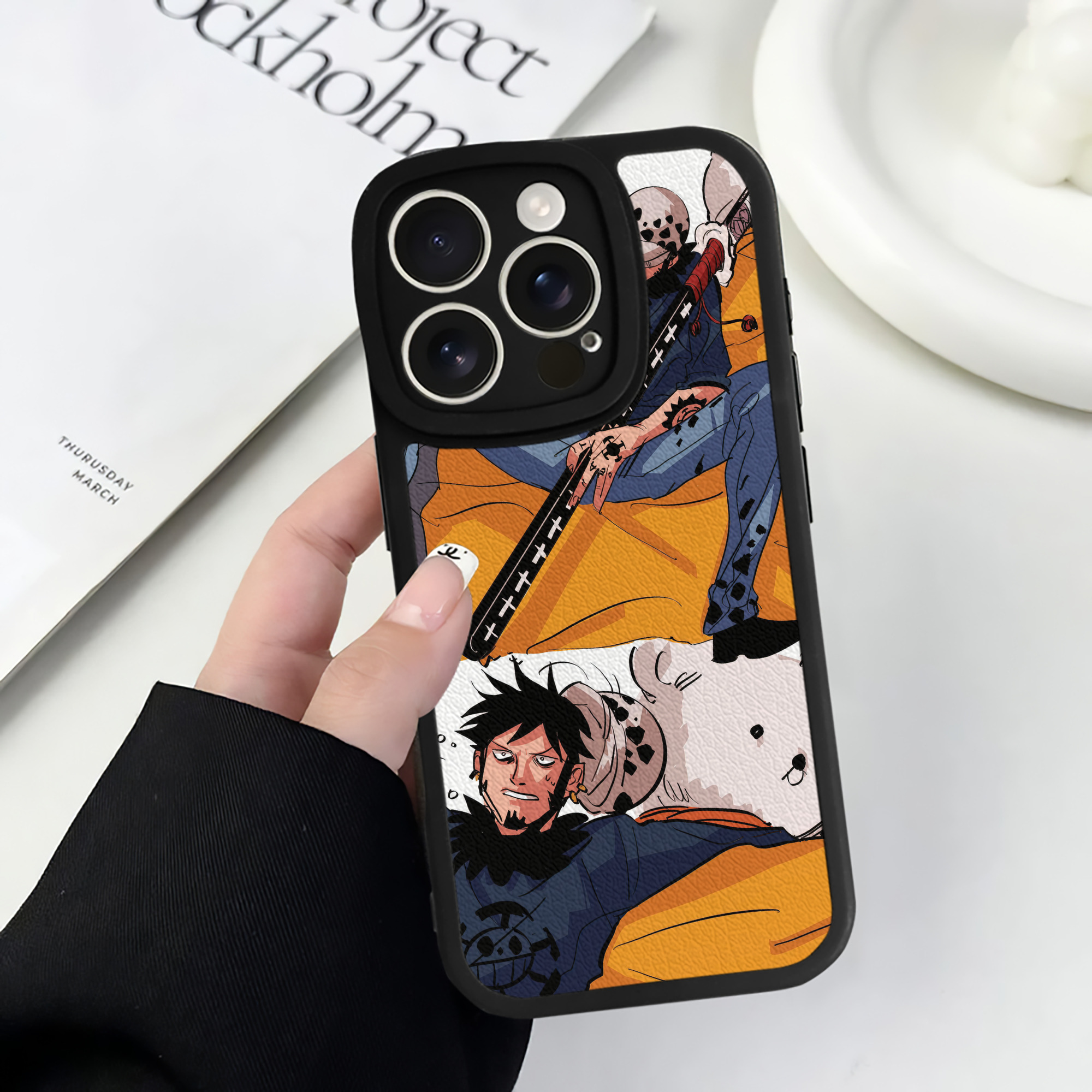 （画像用） ワンピース ONE PIECE 【iPhone 16シリーズ対応】シリコンスマホケース（レザー調） 材質：シリコン